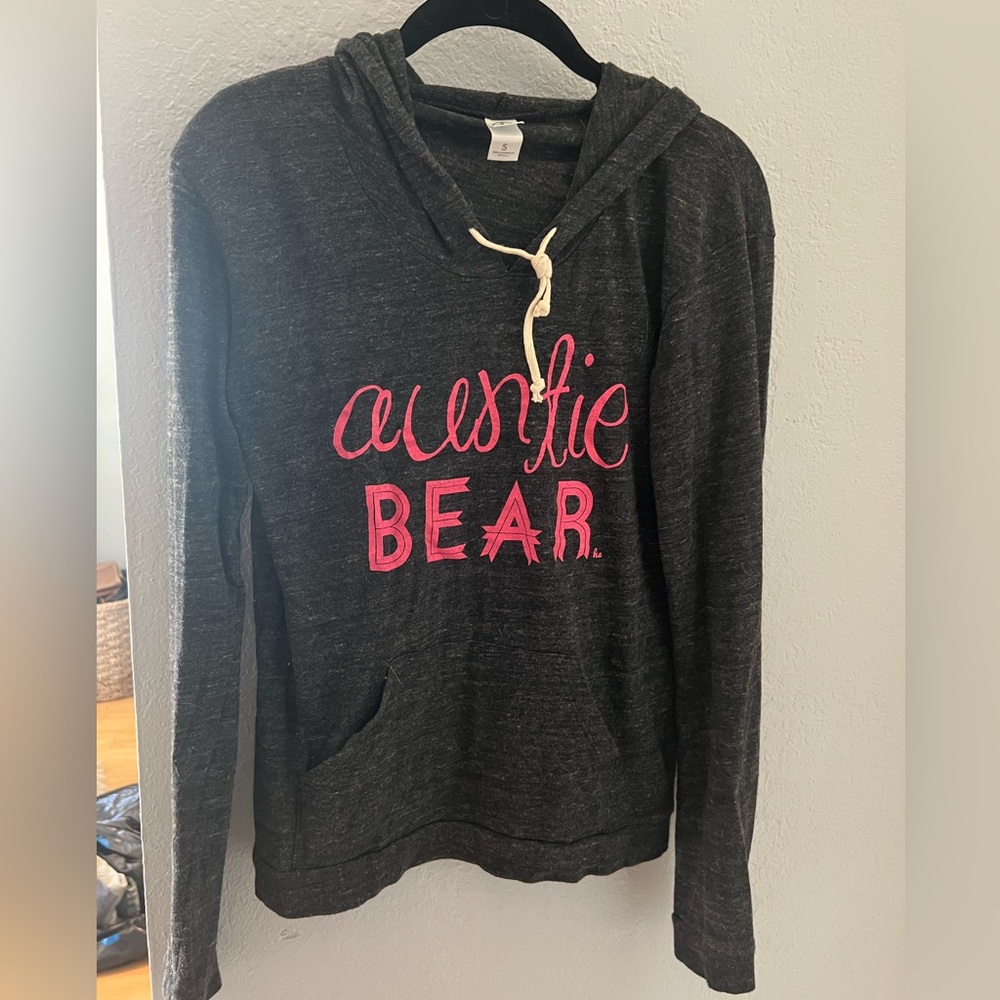 Auntie Bear Drawstring Hoodie Lightweight // Size Small